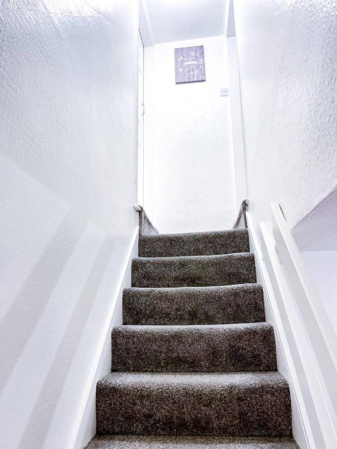 Beautiful 2 Bedroom House - Free Parking - Lt House Leicester Exterior photo